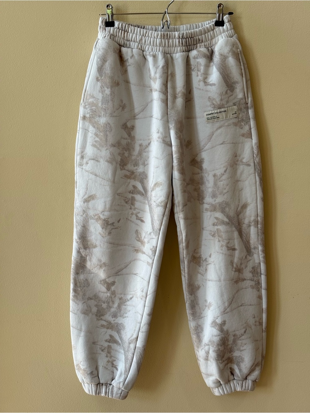Comfrt White Camo Sweatpants